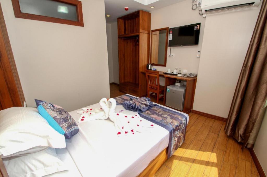 Gemsy Hotel Γιανγκόν Εξωτερικό φωτογραφία