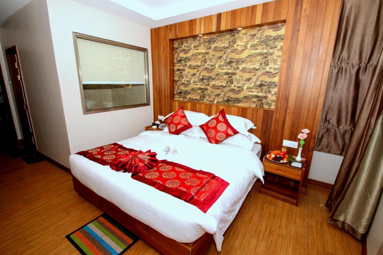 Gemsy Hotel Γιανγκόν Εξωτερικό φωτογραφία