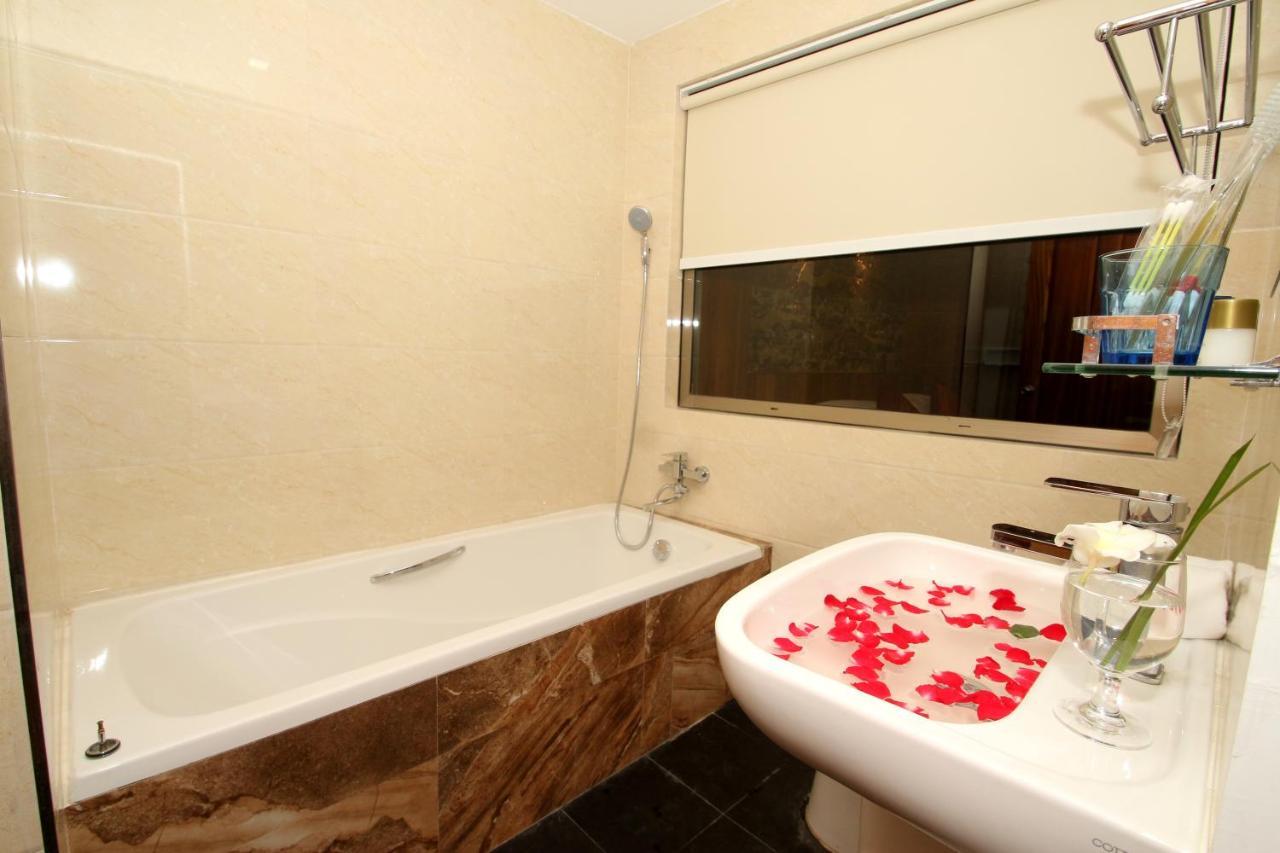 Gemsy Hotel Γιανγκόν Εξωτερικό φωτογραφία