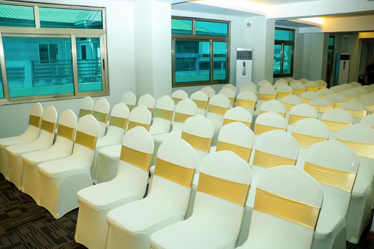 Gemsy Hotel Γιανγκόν Εξωτερικό φωτογραφία