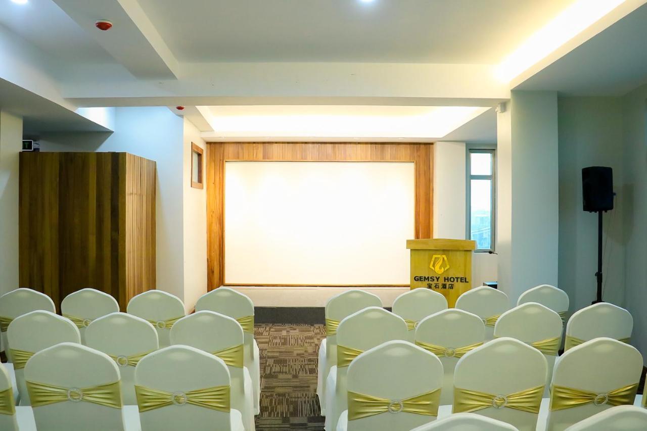 Gemsy Hotel Γιανγκόν Εξωτερικό φωτογραφία